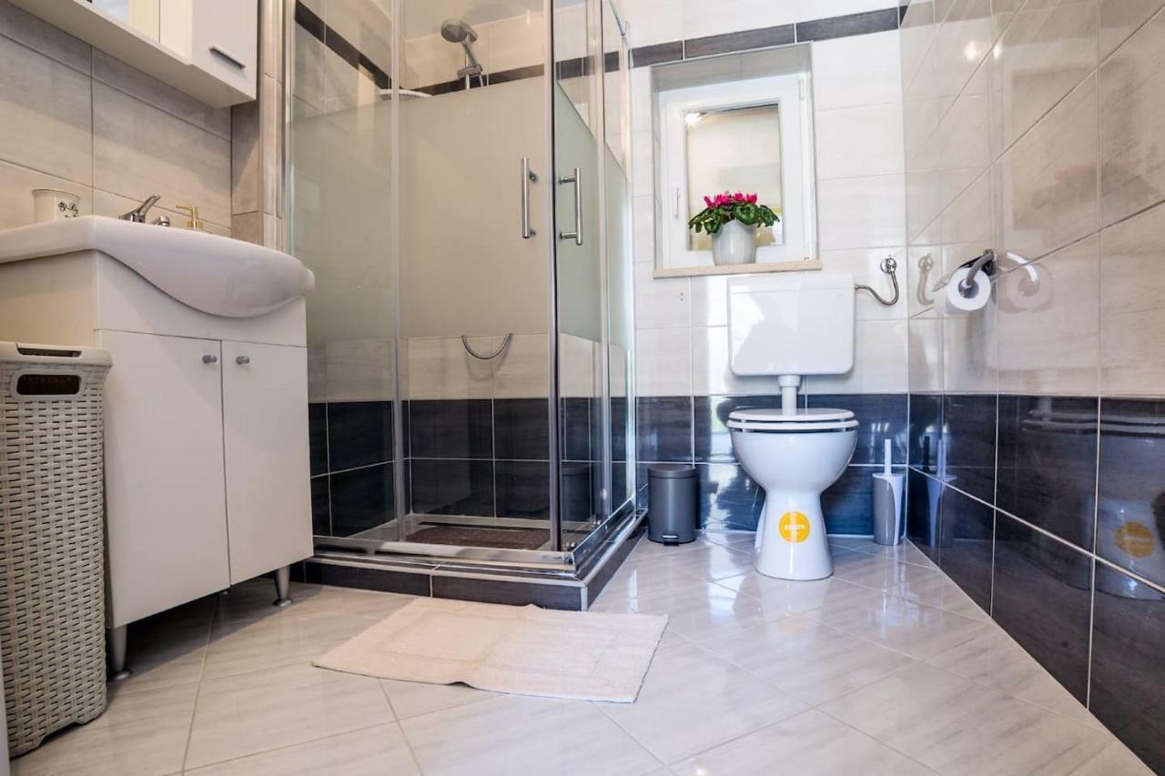 Apartment Podini Brseč Buitenkant foto